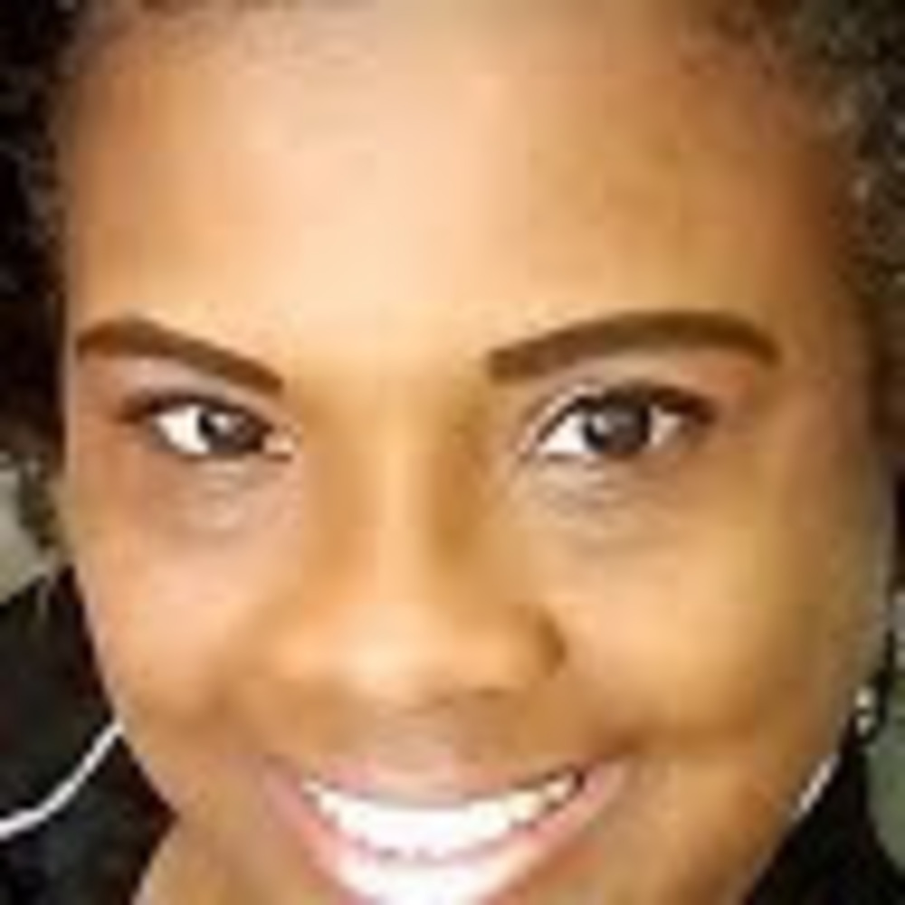 Meet your Posher, Rochelle